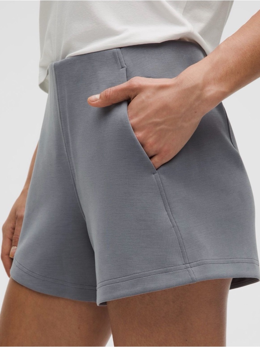 Lululemon Softstreme Kick-Flare Mid-Rise Short